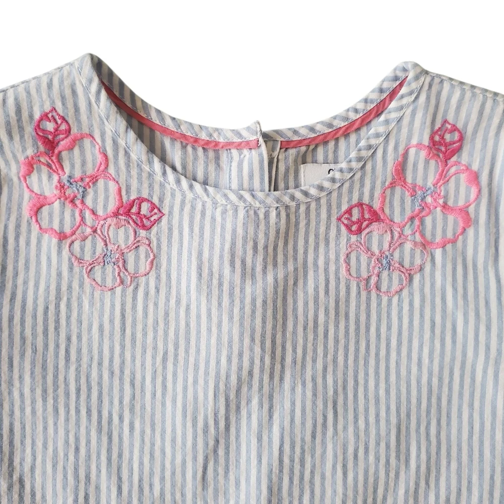Crown & Ivy Embroidered Peplum Top